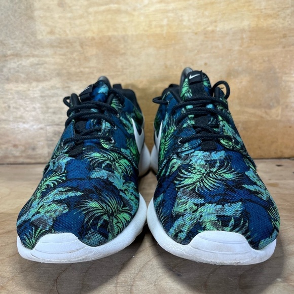 Nike Roshe Run Poison Green Palm Trees Mens Size 8 Running Shoes Sneakers Blue - Picture 2 of 8